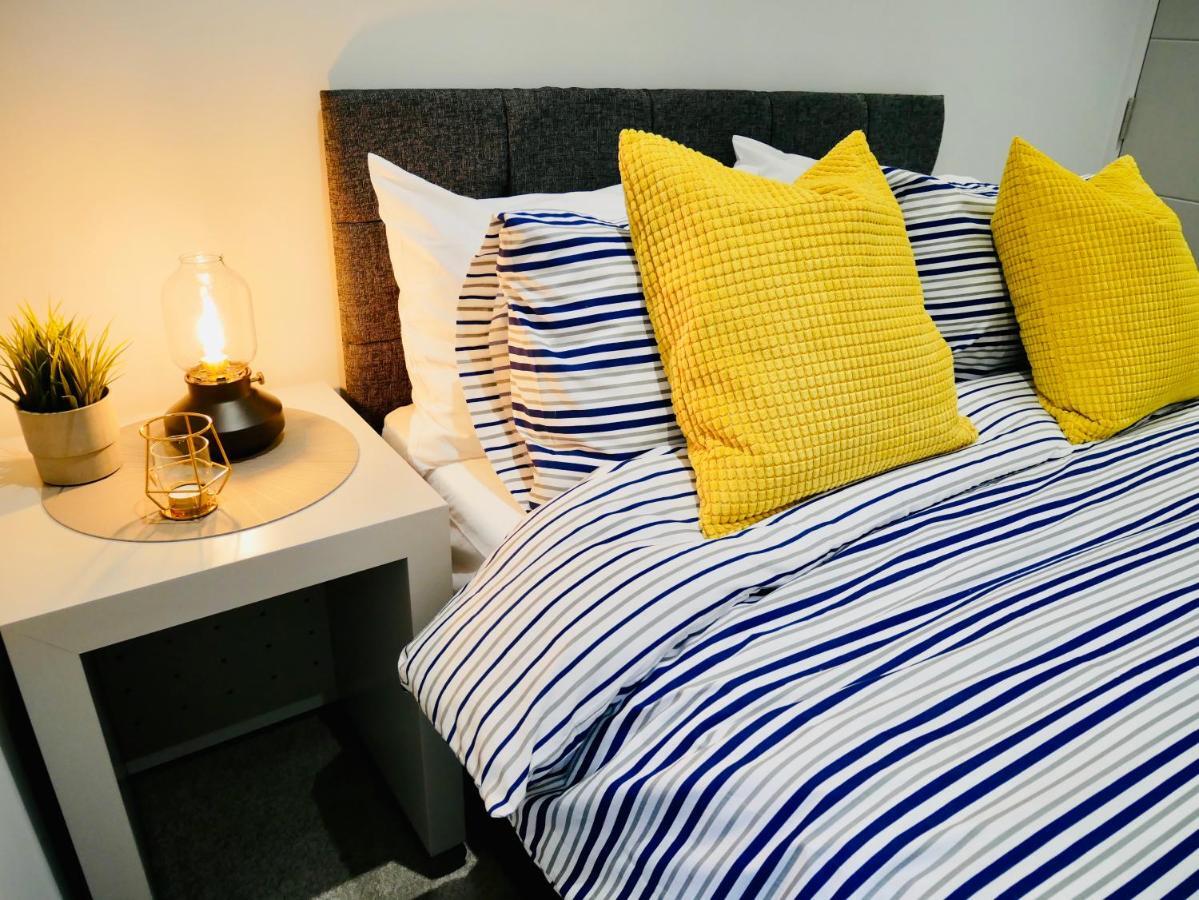 Beautiful Brand New Apartment Near The Beach 伯恩茅斯 外观 照片